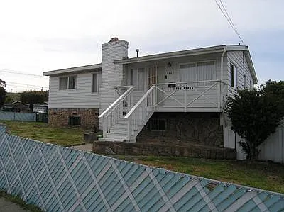 1442 Wanda Ave photo 1