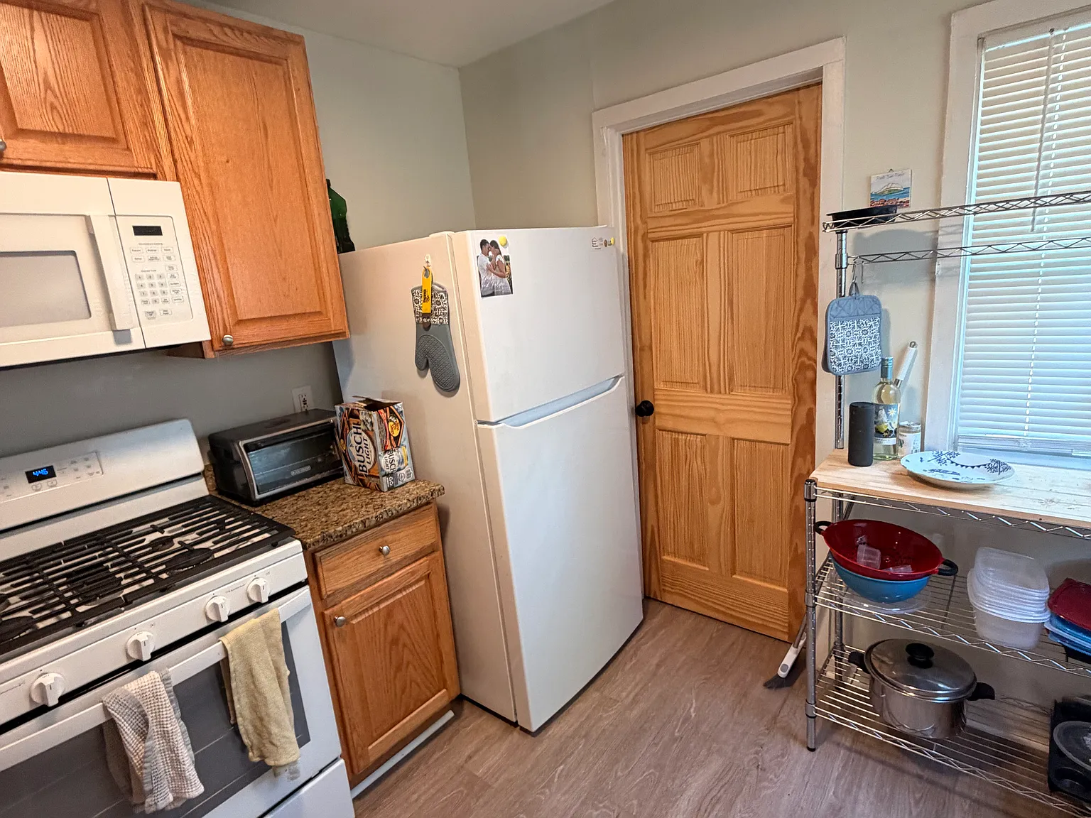 2 bed, 600 sqft, $2,100 — Photo 4