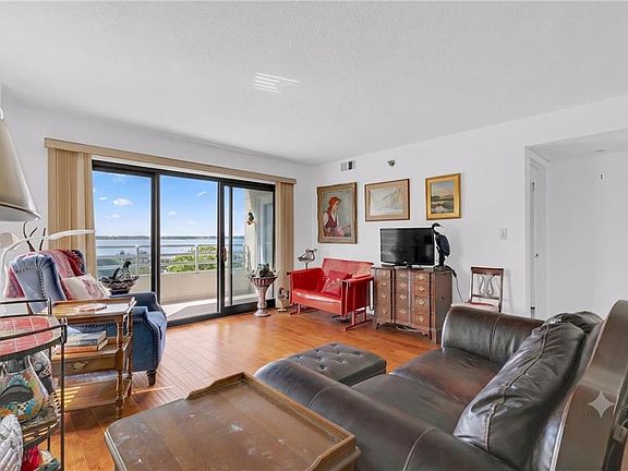 2nd image of 7505 River Rd APT 3A