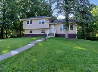 14 Laddie Rd, Middletown, NY 10941