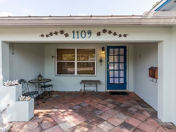 2nd image of 1109 SW 20th St