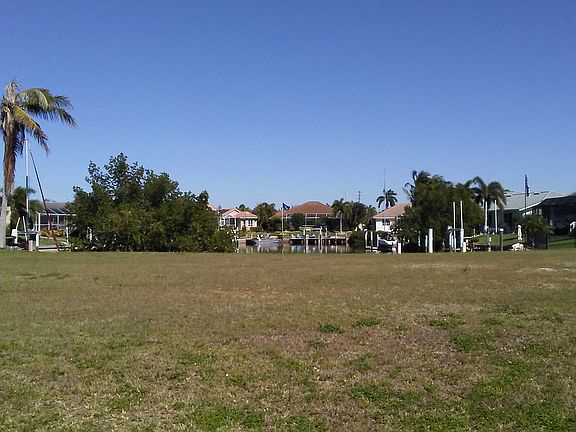 2nd image of 3512 Oriole Dr