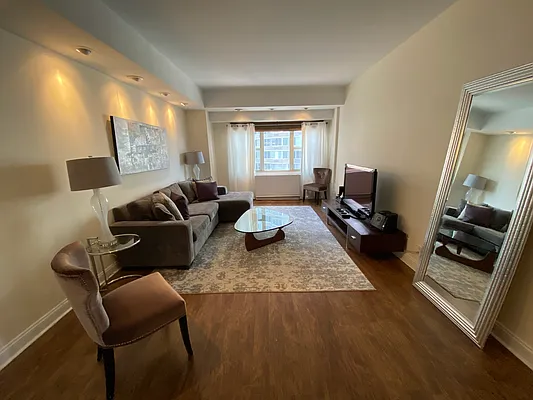 Rented by Apartment Luxe Realty Group, Inc | media 17