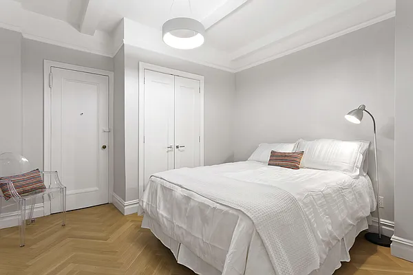 Sold by Compass | media 4