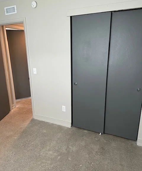 Unit Photo