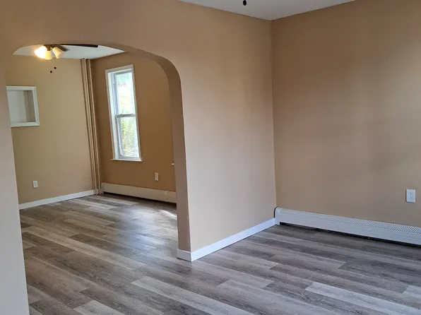 947 Wyandotte St, Bethlehem, PA 18015