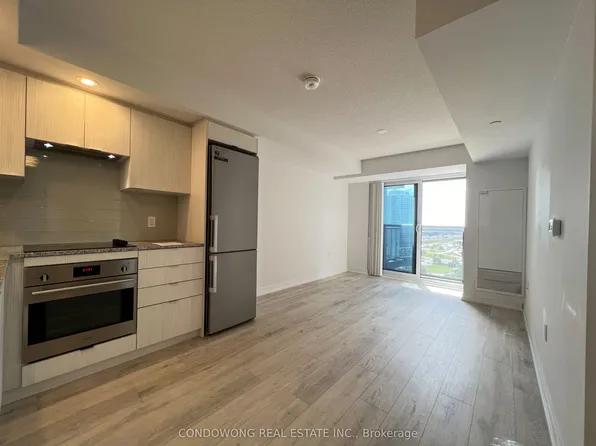 225 Village Green Sq, Toronto, ON