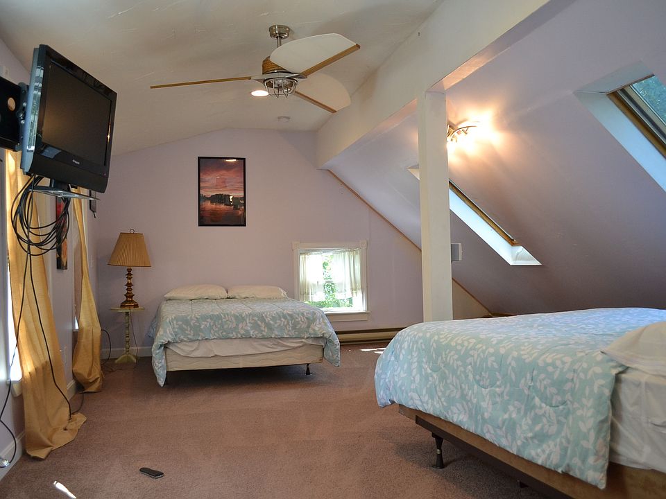 Bedroom #1