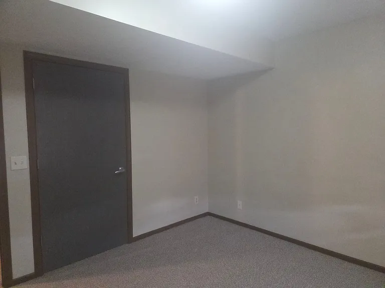 109 S 1st St #1 — Photo 11
