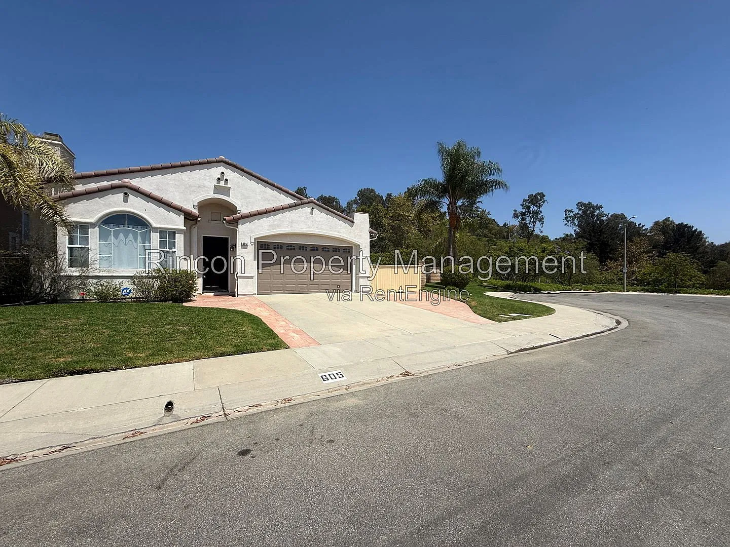 3 bed, 2.5 bath, 2115 sqft, $4,600 — Photo 2