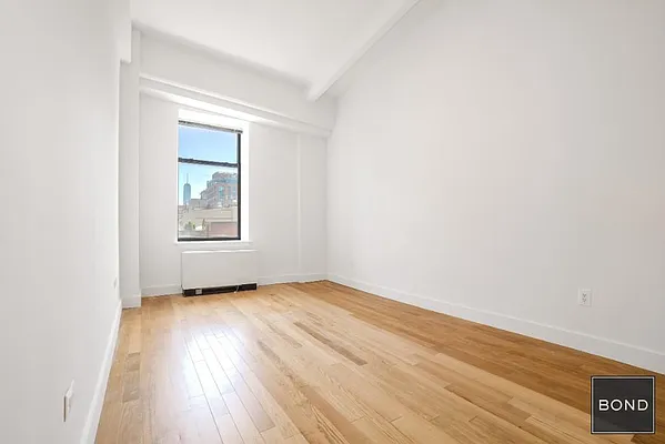 Rented by Bond New York | media 5