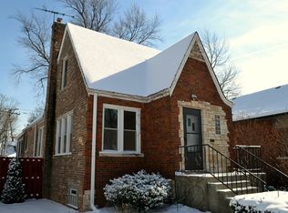 9521 S Hamilton Ave, Chicago, IL 60643