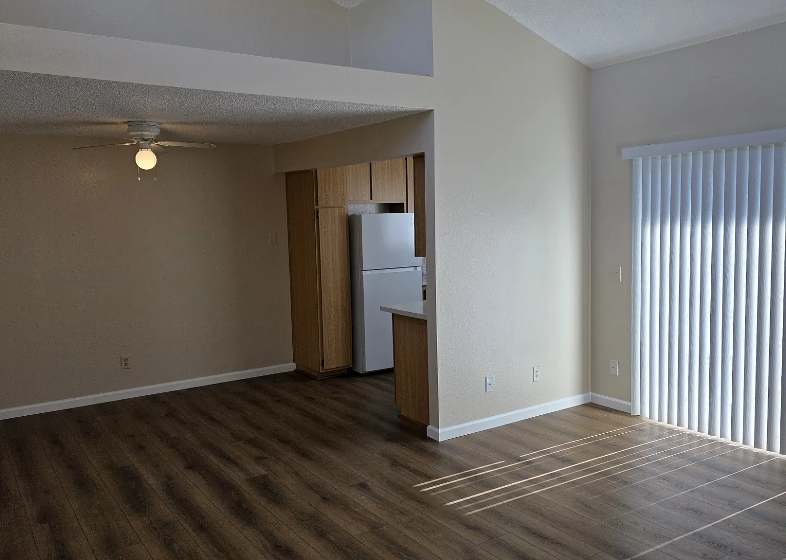 2 bed, 918 sqft, $1,995 — Photo 3