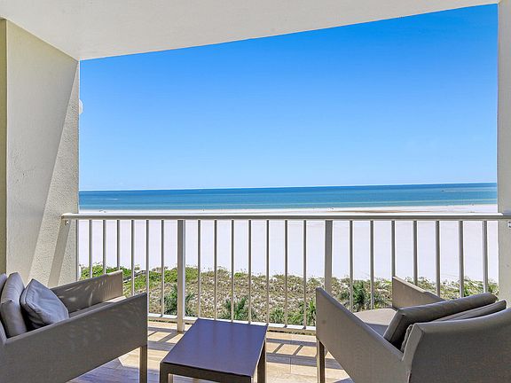 4th image of 140 Seaview Ct APT 1101S