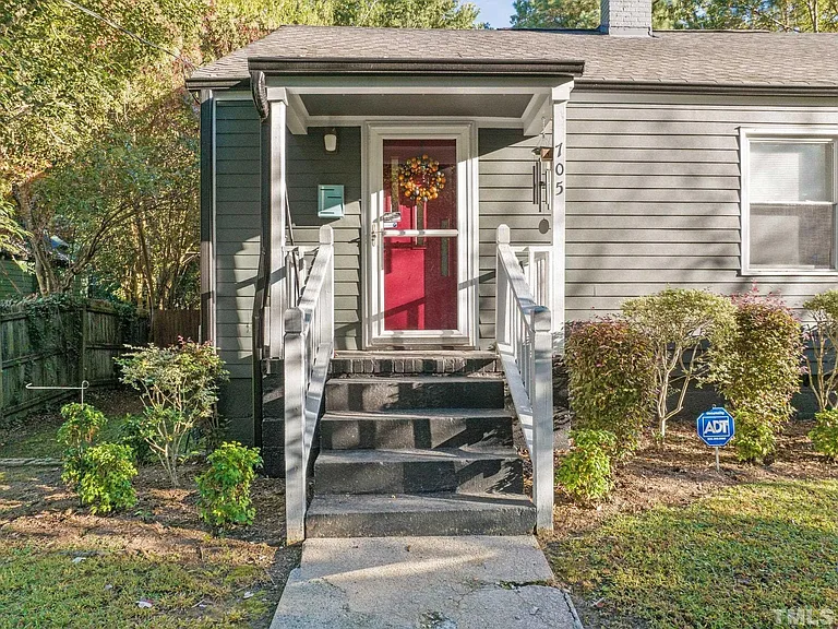 705 Tyler Rd — Photo 26