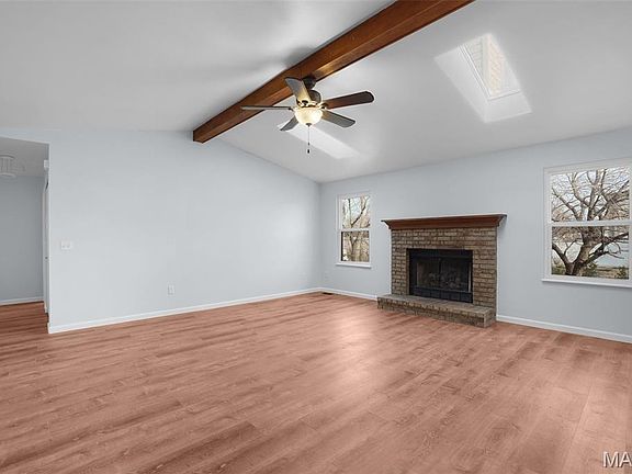 3rd image of 1171 Spencer Hill Dr