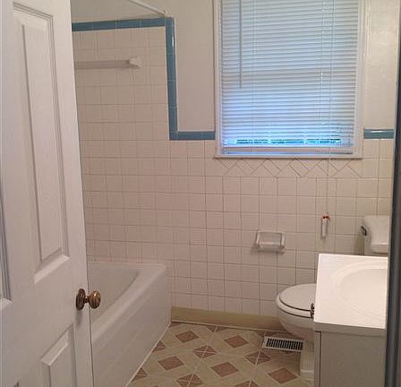 2727a bathroom