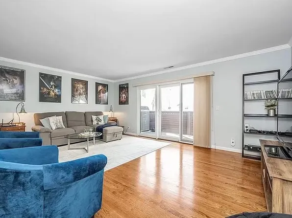 77 Glenbrook Rd APT 405, Stamford, CT 06902