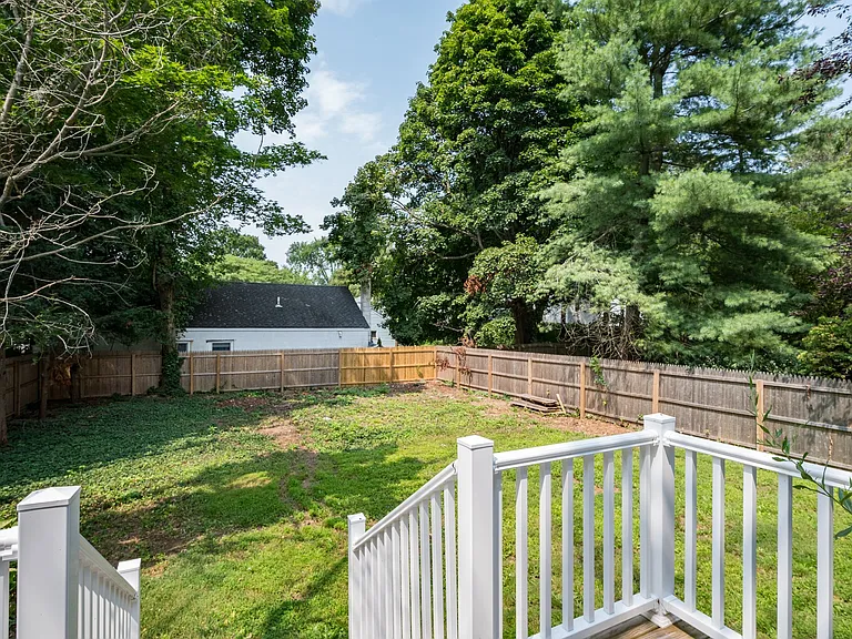 62 Lincoln Ave — Photo 22