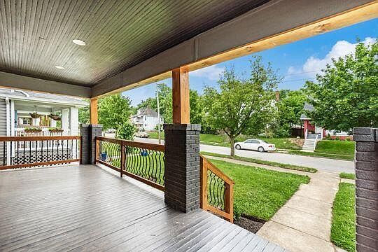 5th image of 589 Fairwood Ave