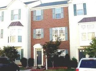 2526 Banshire Dr, Herndon, VA 20171