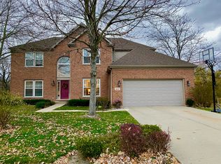 3220 Indian Creek Dr, Buffalo Grove, IL 60089