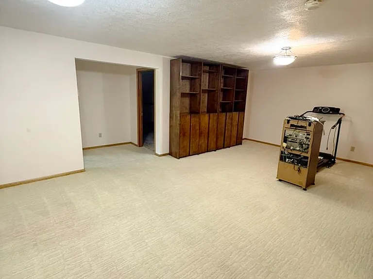 4432 Annette Park Dr — Photo 20
