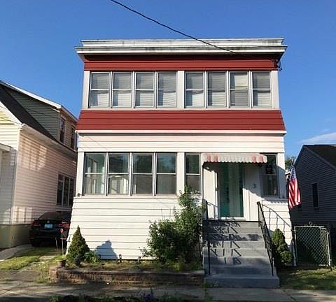 3rd image of 3 Arcadia Ave