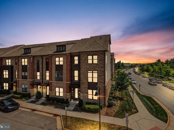 44709 Ellsworth Ter, Ashburn, VA 20147