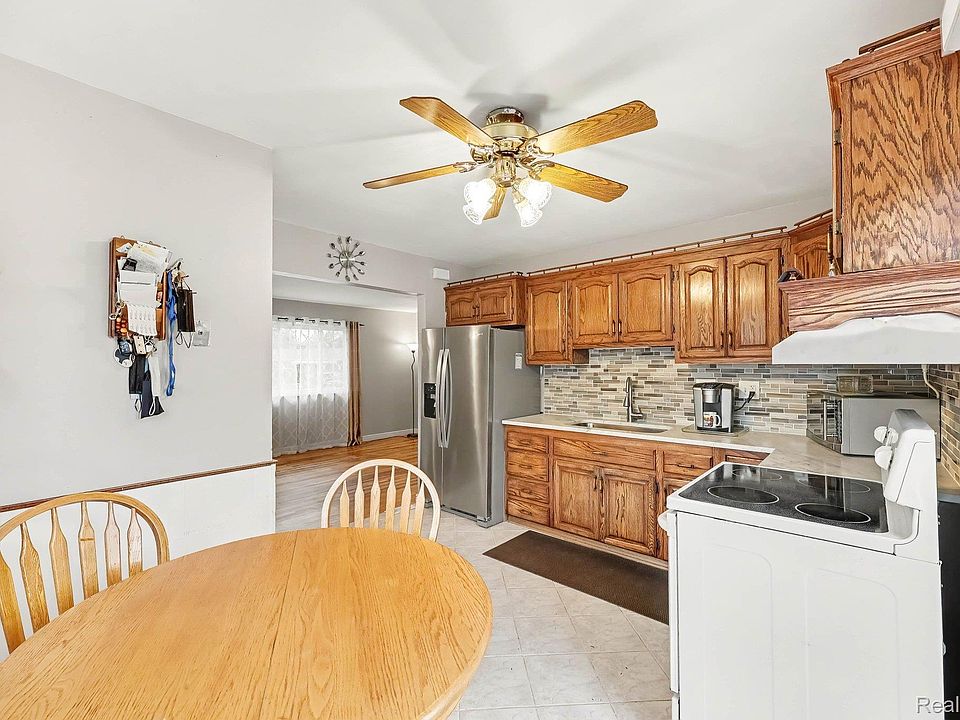 11804 Diehl Dr, photo 9