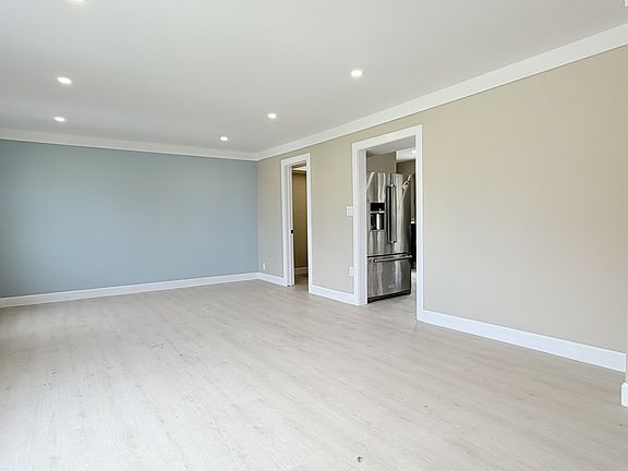 3rd image of 149 Margaret St #2-B