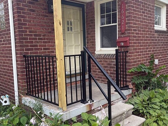 2nd image of 16622 Brady Ave