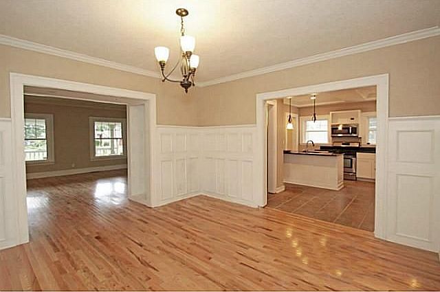 2nd image of 3504 River Rd