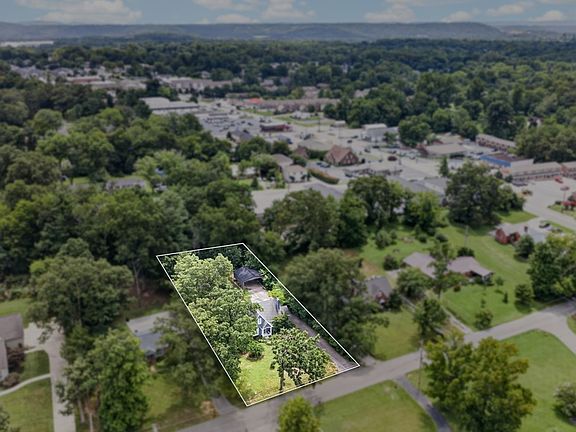4th image of 1049 Mitchell Ave