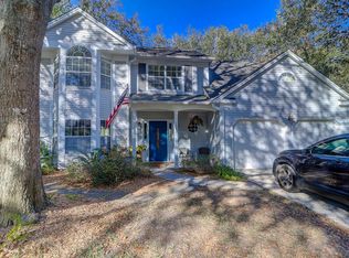1930 Oak Tree Ln, Mount Pleasant, SC 29464