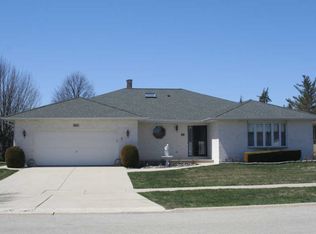 860 Dedham Ln, Bartlett, IL 60103