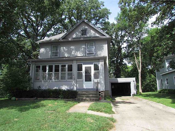 3rd image of 721 Locust St