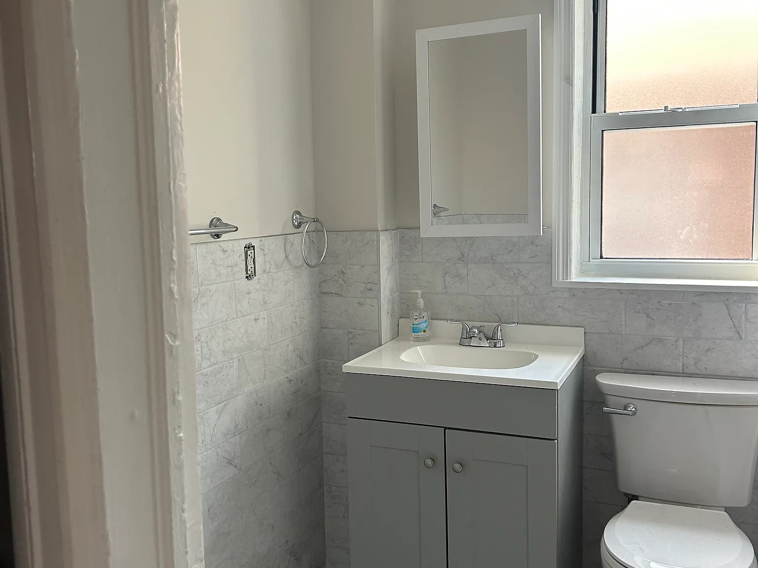 1 bed, $2,200 — Photo 3