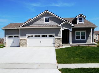 1712 NW 30th St, Ankeny, IA 50023