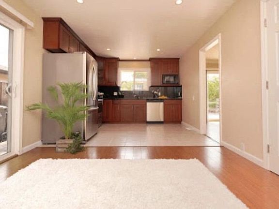 3rd image of 1635 Starlite Dr