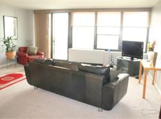 1560 N Sandburg Ter APT 2611, Chicago, IL 60610