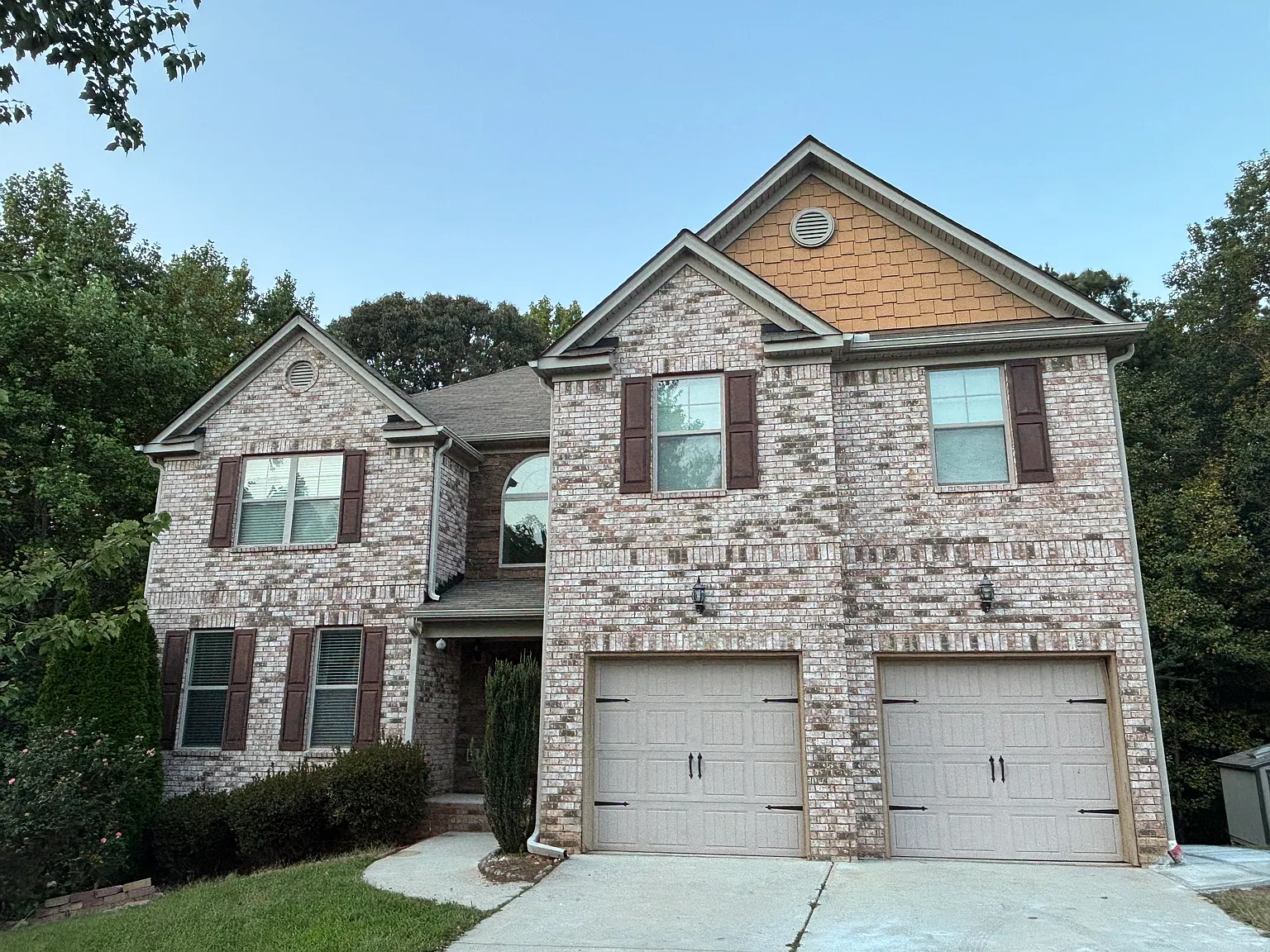 3196 Moon Stone Ln — Photo 1