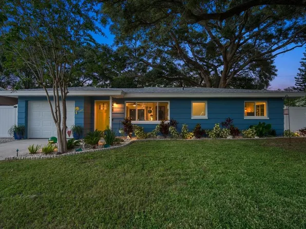 2466 Whitman St, Clearwater, FL 33765