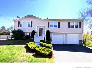 40 Haystack Rd, Milford, CT 06461