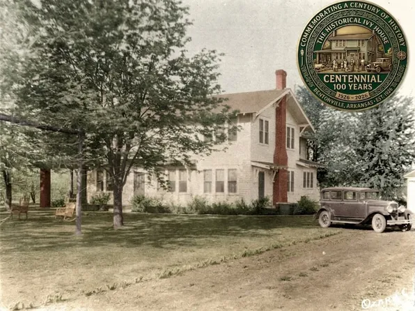 901 McCollum Dr, Bentonville, AR 72712