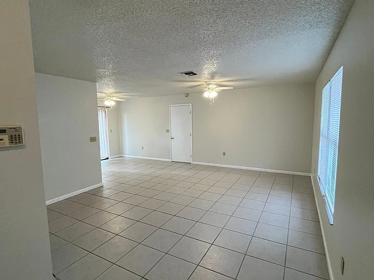 8789 SE 88th Pl — Photo 2
