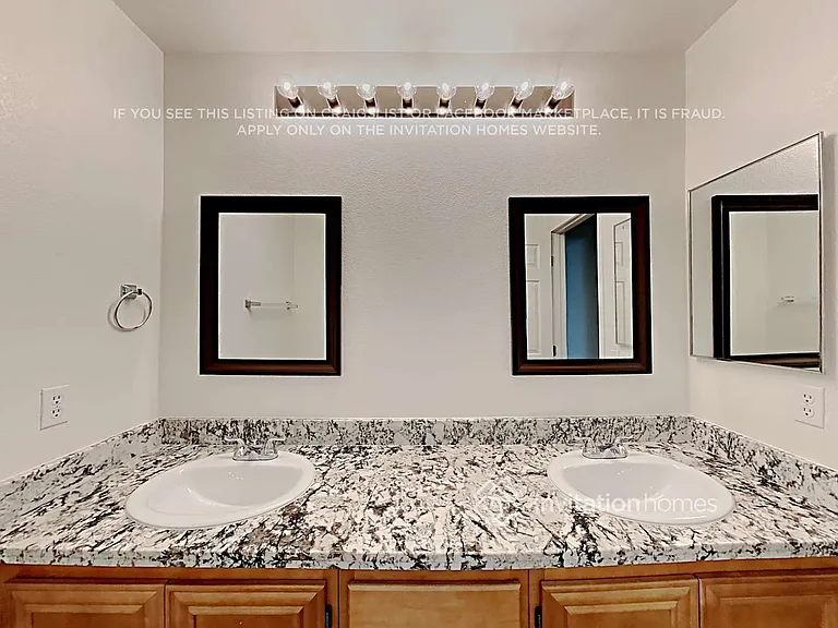10536 Bella Camrosa Dr — Photo 16