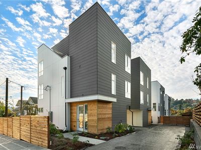 1515 22nd Ave S APT A, Seattle, WA, 98144