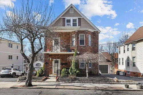 7 Oak Ave Photo 1