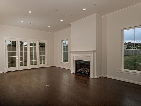 3rd image of 1932 Carrollton Mill Dr